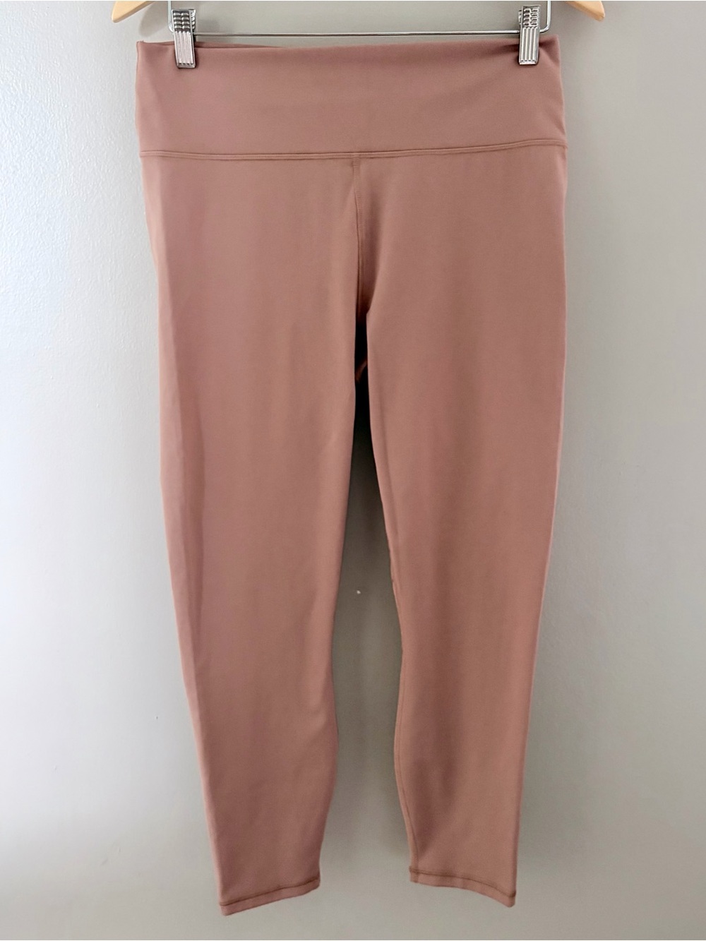 Fabletics PowerHold High Waisted Leggings Dusty Pink Rose Large